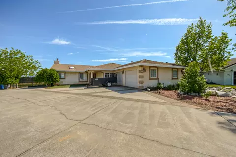 791 Teakwood Dr, Redding, CA 96003 photo 4