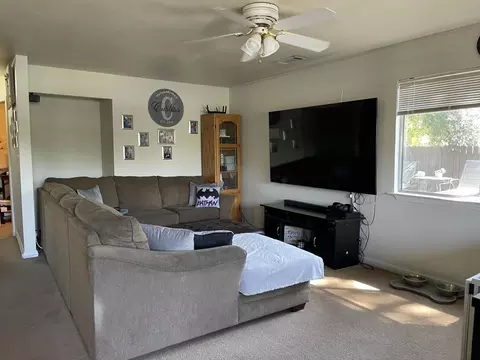 2925 East Way, Redding, CA 96002 photo 4