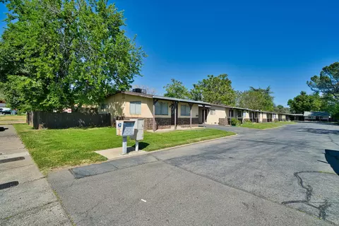 2925 East Way, Redding, CA 96002 photo 2
