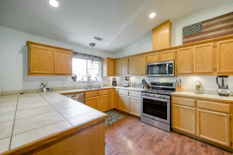 14780 Marin, Redding, CA 96003 photo 35