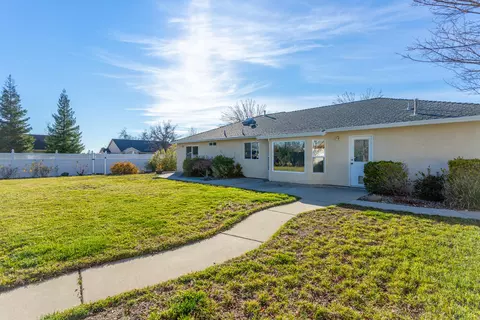 4397 Wild Lilac Ct, Redding, CA 96001 photo 19