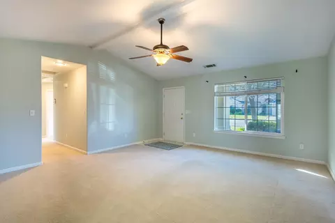 4397 Wild Lilac Ct, Redding, CA 96001 photo 4
