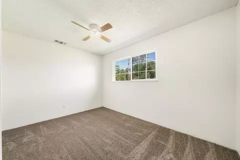 1865 Carleton St, Redding, CA 96002 photo 6