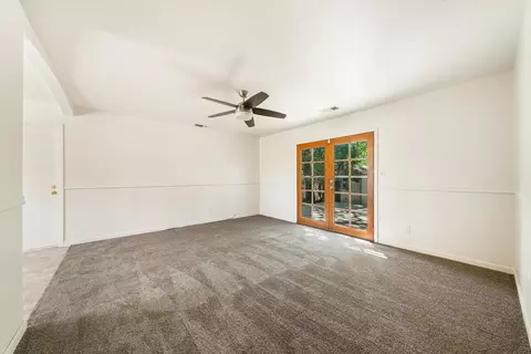1865 Carleton St, Redding, CA 96002 photo 3