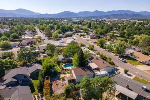 5843 Sierra Dr, Redding, CA 96003 photo 59