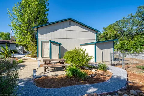 5843 Sierra Dr, Redding, CA 96003 photo 38