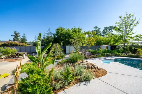 5843 Sierra Dr, Redding, CA 96003 photo 80