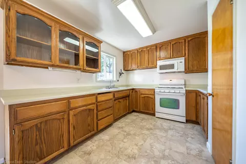 5843 Sierra Dr, Redding, CA 96003 photo 13