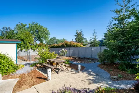 5843 Sierra Dr, Redding, CA 96003 photo 41