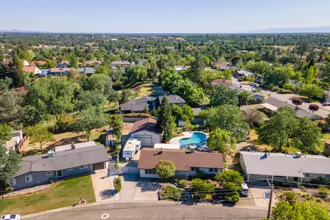 5843 Sierra Dr, Redding, CA 96003 photo 56
