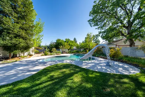5843 Sierra Dr, Redding, CA 96003 photo 28