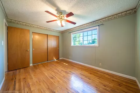 5843 Sierra Dr, Redding, CA 96003 photo 16