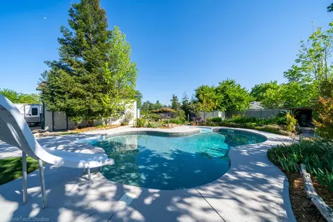 5843 Sierra Dr, Redding, CA 96003 photo 27