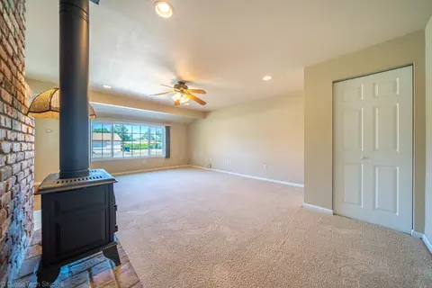 5843 Sierra Dr, Redding, CA 96003 photo 71