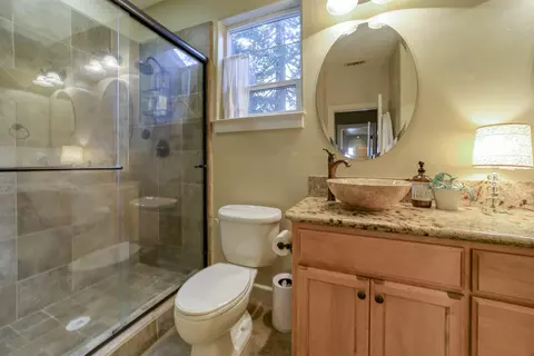 2977 Nicolet Ln, Redding, CA 96001 photo 14