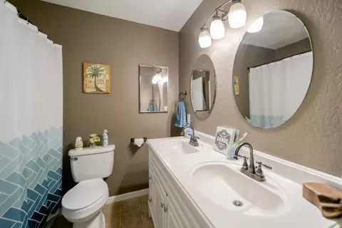 4645 Enchanted Way, Redding, CA 96001 photo 7