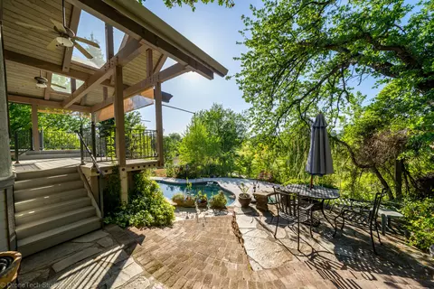 6306 Carmel Dr, Redding, CA 96003 photo 12