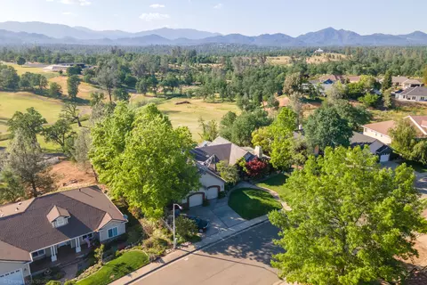 6306 Carmel Dr, Redding, CA 96003 photo 27