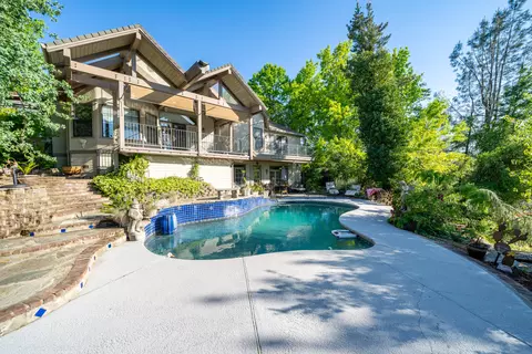 6306 Carmel Dr, Redding, CA 96003 photo 20