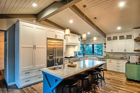 900 Sierra Vista Dr, Redding, CA 96001 photo 5