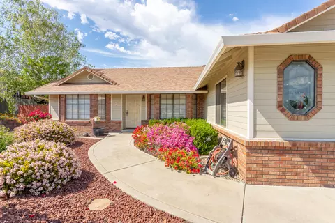 2730 Crystal Tree Dr, Redding, CA 96001 photo 5