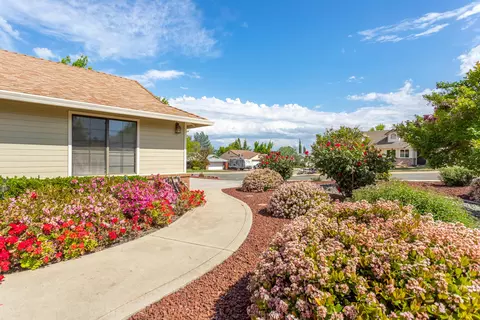 2730 Crystal Tree Dr, Redding, CA 96001 photo 7
