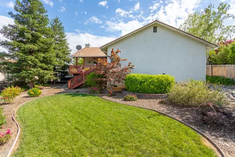 2730 Crystal Tree Dr, Redding, CA 96001 photo 29