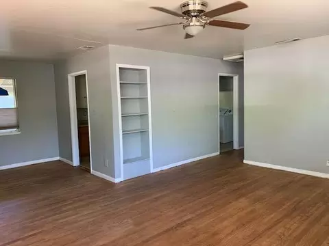 2268 Park Marina Dr, Redding, CA 96001 photo 2