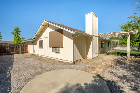 2431 Candlewood Dr, Redding, CA 96003 photo 15