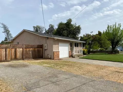 2903 Churn Ct, Redding, CA 96002 photo 3
