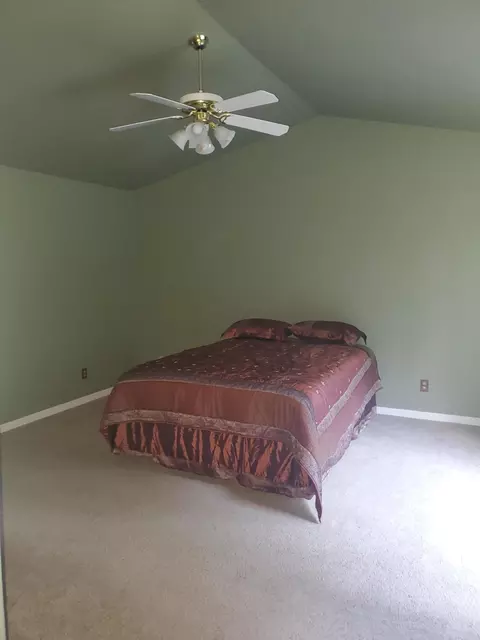 4128 Windwood Dr, Redding, CA 96002 photo 10