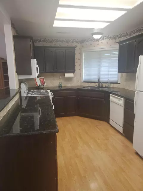 4128 Windwood Dr, Redding, CA 96002 photo 5