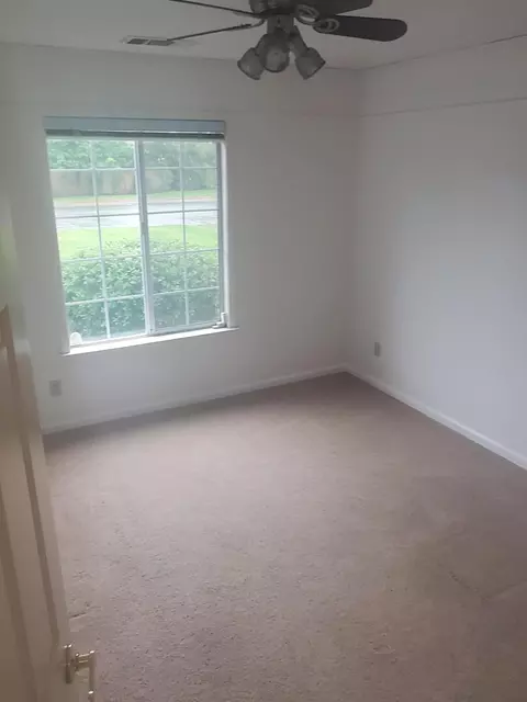 4128 Windwood Dr, Redding, CA 96002 photo 13