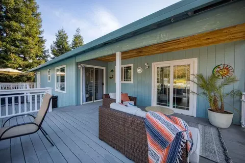 2276 Wicklow St, Redding, CA 96001 photo 25
