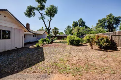 3864 Traverse St, Redding, CA 96002 photo 33