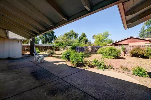 3864 Traverse St, Redding, CA 96002 photo 31