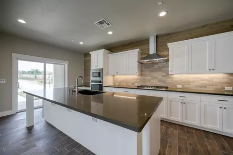 2626 Brooklyn Ln, Redding, CA 96003 photo 10