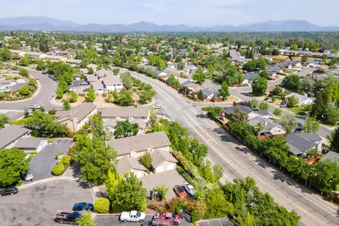 1460 Serrano Pl, Redding, CA 96003 photo 20