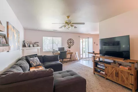 3716 Vinewood Dr, Anderson, CA 96007 photo 3