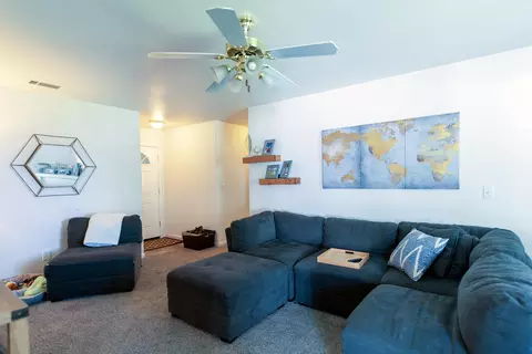 3716 Vinewood Dr, Anderson, CA 96007 photo 2