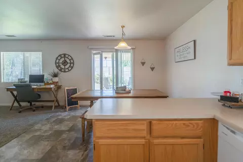 3716 Vinewood Dr, Anderson, CA 96007 photo 6