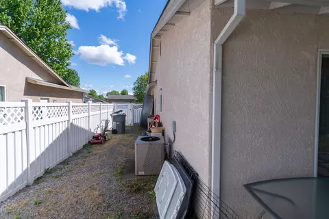 3716 Vinewood Dr, Anderson, CA 96007 photo 19