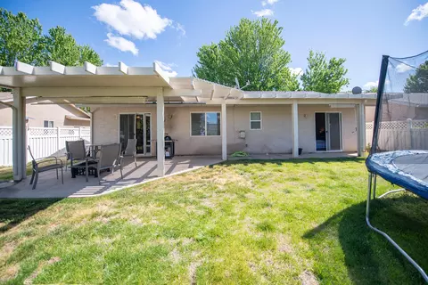 3716 Vinewood Dr, Anderson, CA 96007 photo 18