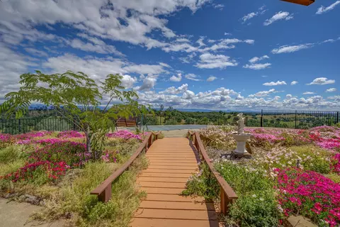 13012 Dry Creek Rd, Redding, CA 96003 photo 7