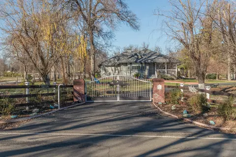 21702 Old Alturas Rd, Redding, CA 96003 photo 3