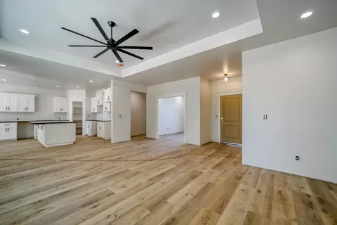 2355 Alden Ave, Redding, CA 96002 photo 5