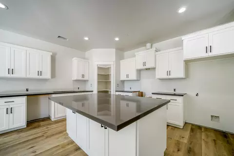 2355 Alden Ave, Redding, CA 96002 photo 10
