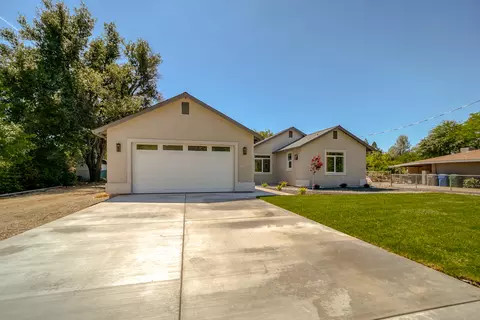 2355 Alden Ave, Redding, CA 96002 photo 2