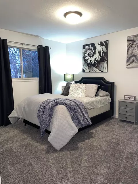 1312 Carter Way, Redding, CA 96002 photo 11