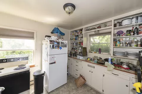 790 Locust St, Redding, CA 96001 photo 4